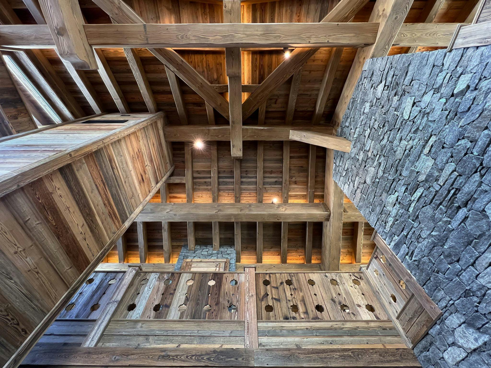 structure of the chalet, large wooden beams