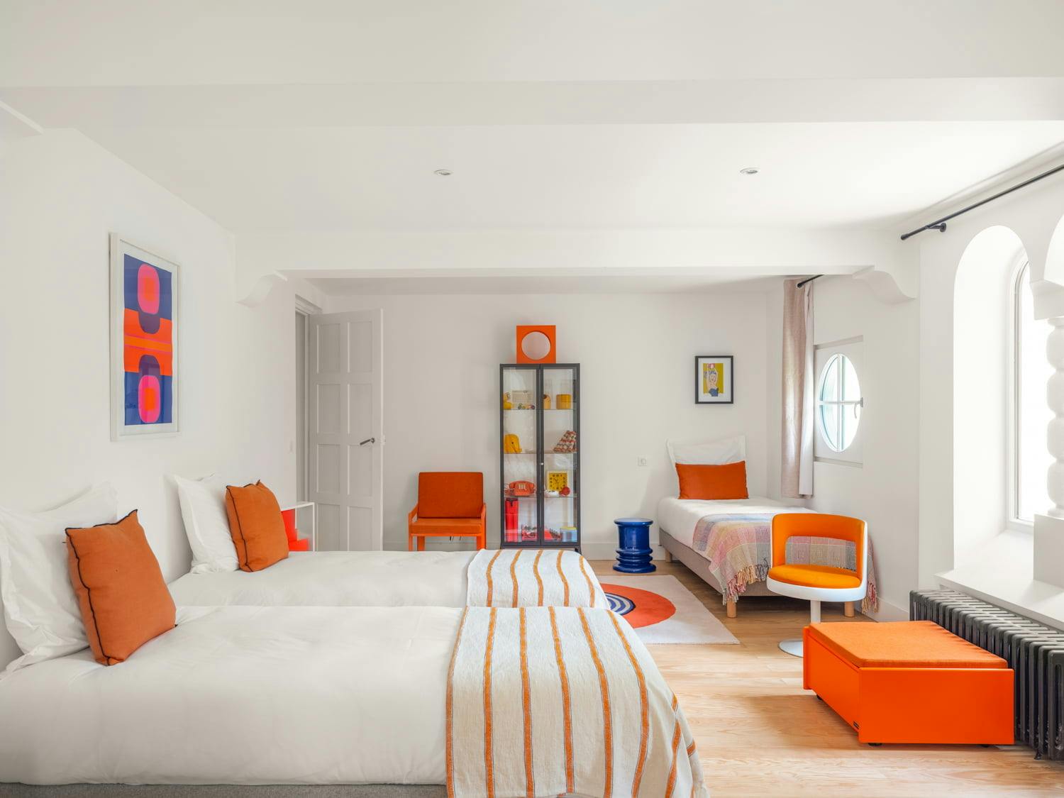 orange family room
