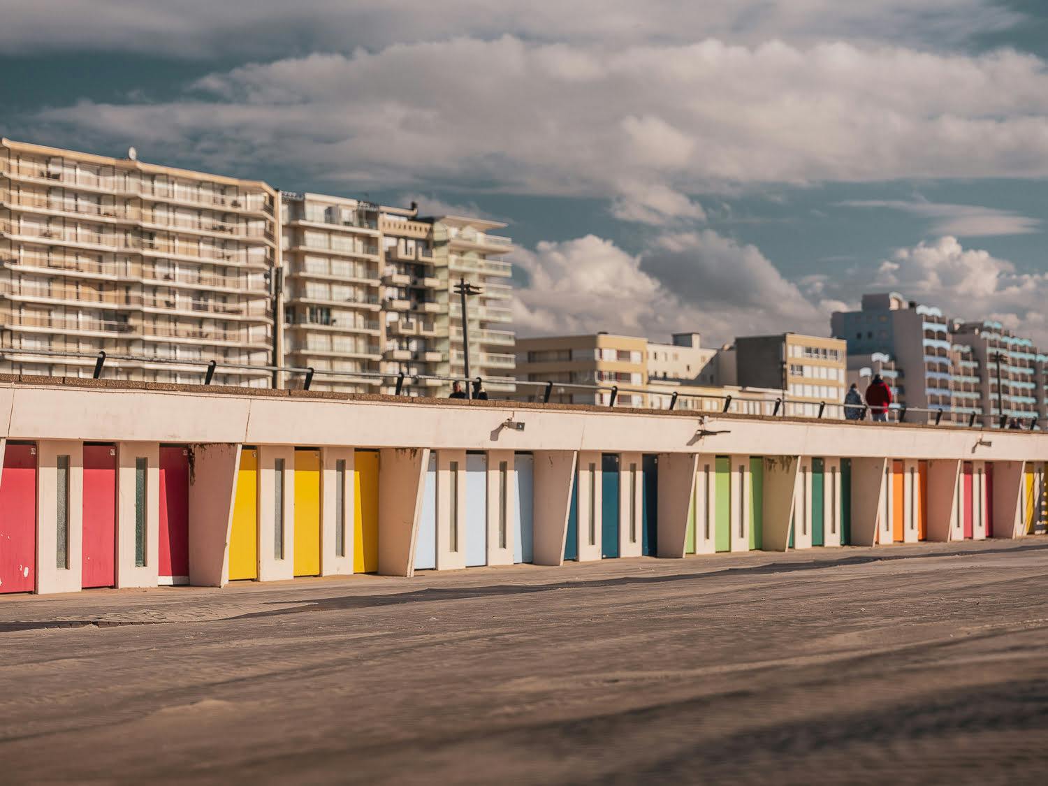 The beach cabins of Le Touquet, all in vibrant colors!