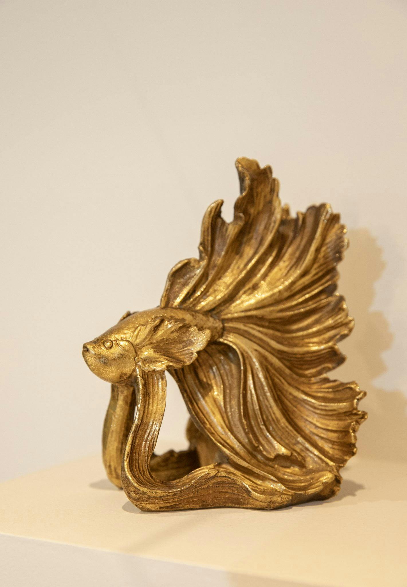 Détail : décoration dorée, animal de mer