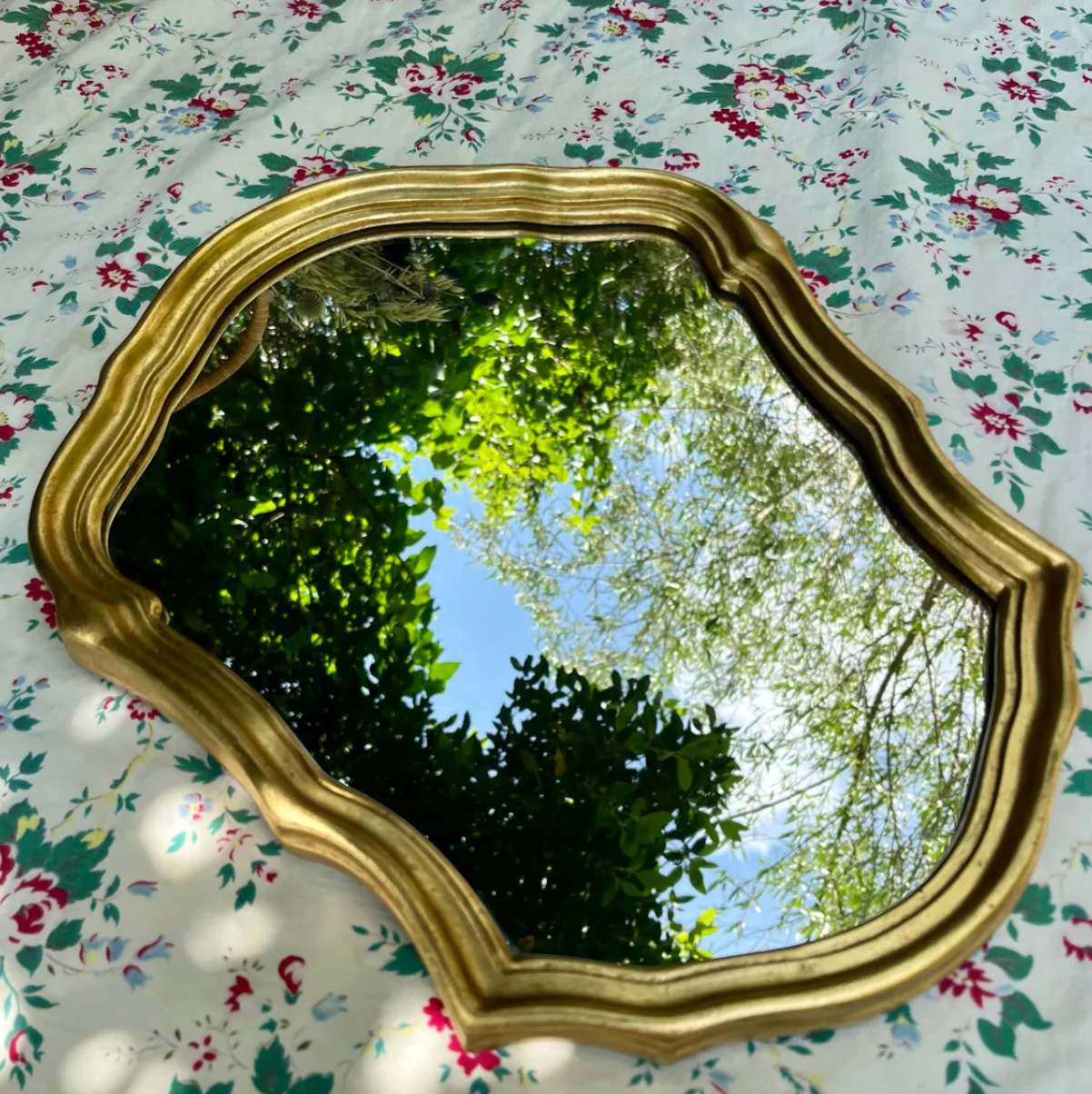 Miroir doré vintage