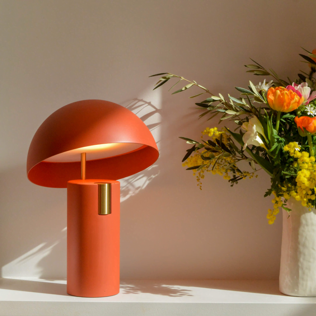 Lampe jaune studio