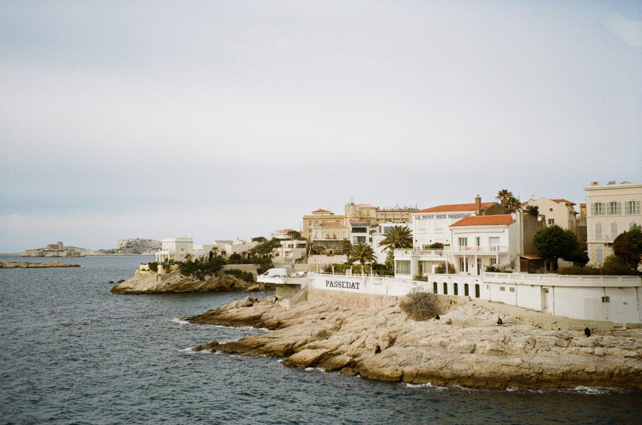 Institution marseillaise, Le Petit Nice sur la Corniche Kennedy. © Anna Pheulpin 