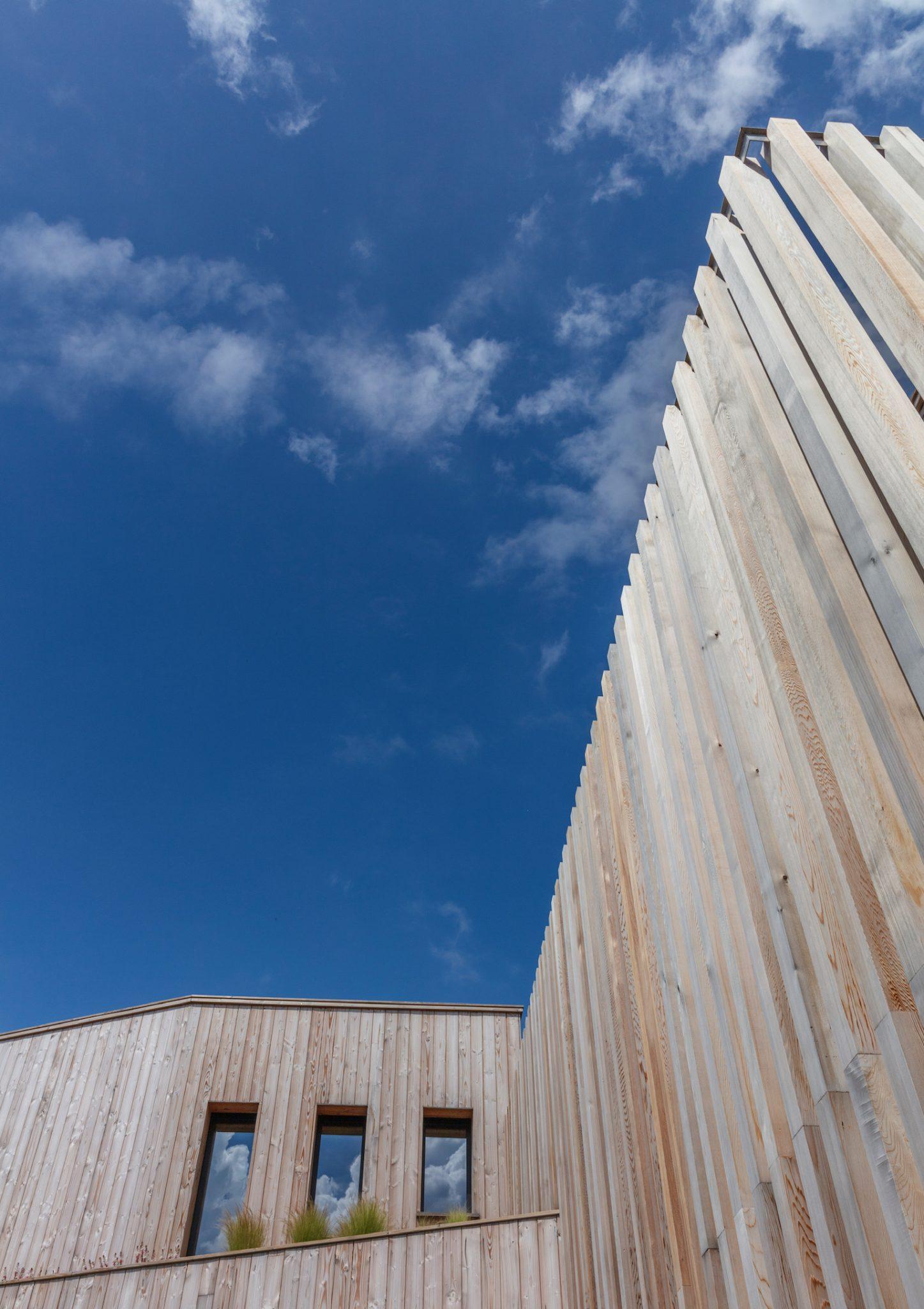 Life in blue at Casa Di Legna, between sky and Mediterranean. © Jean-Marc Palisse