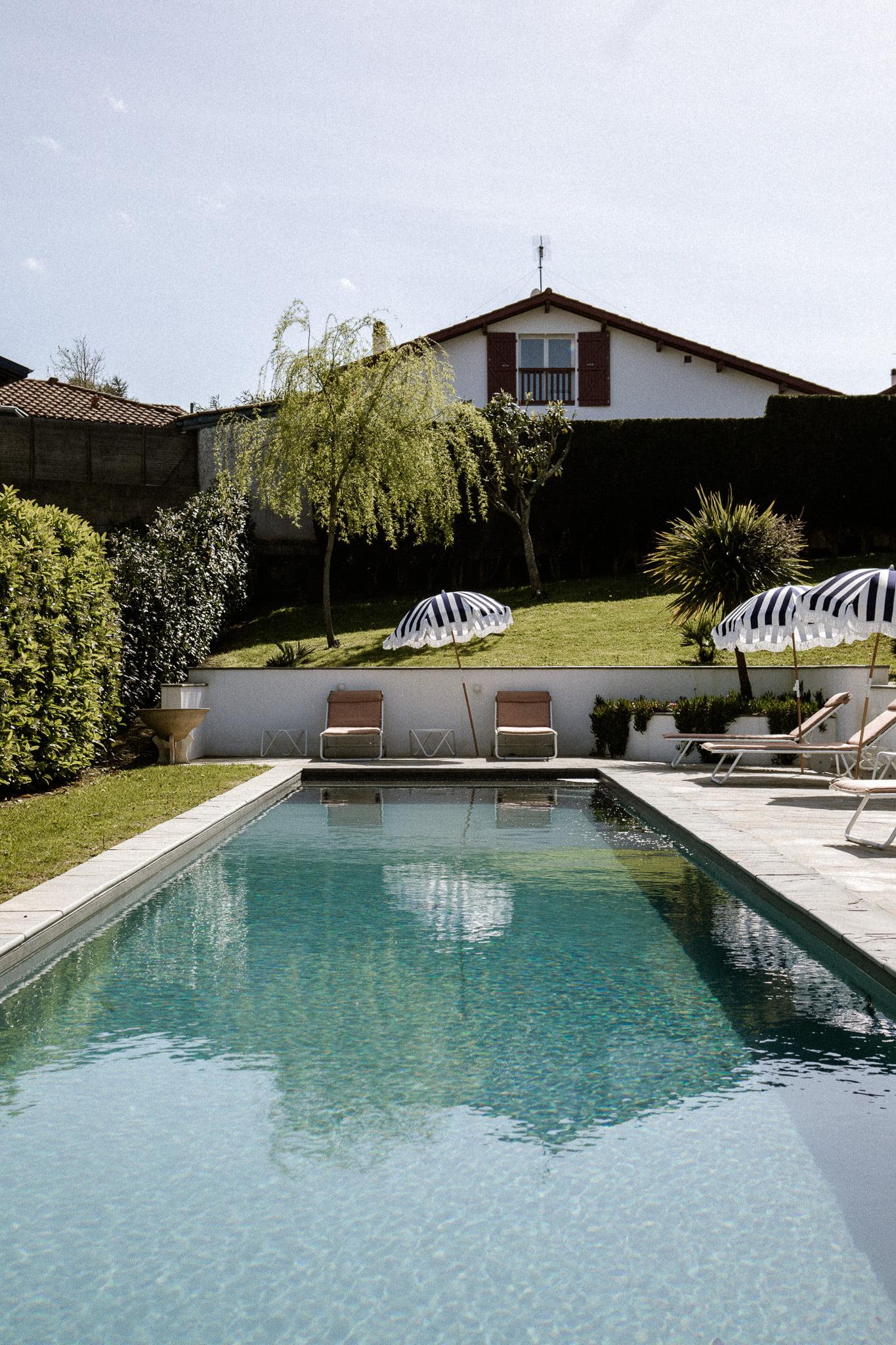 Piscine ou océan (à quelques minutes), le plus dur sera de choisir. 