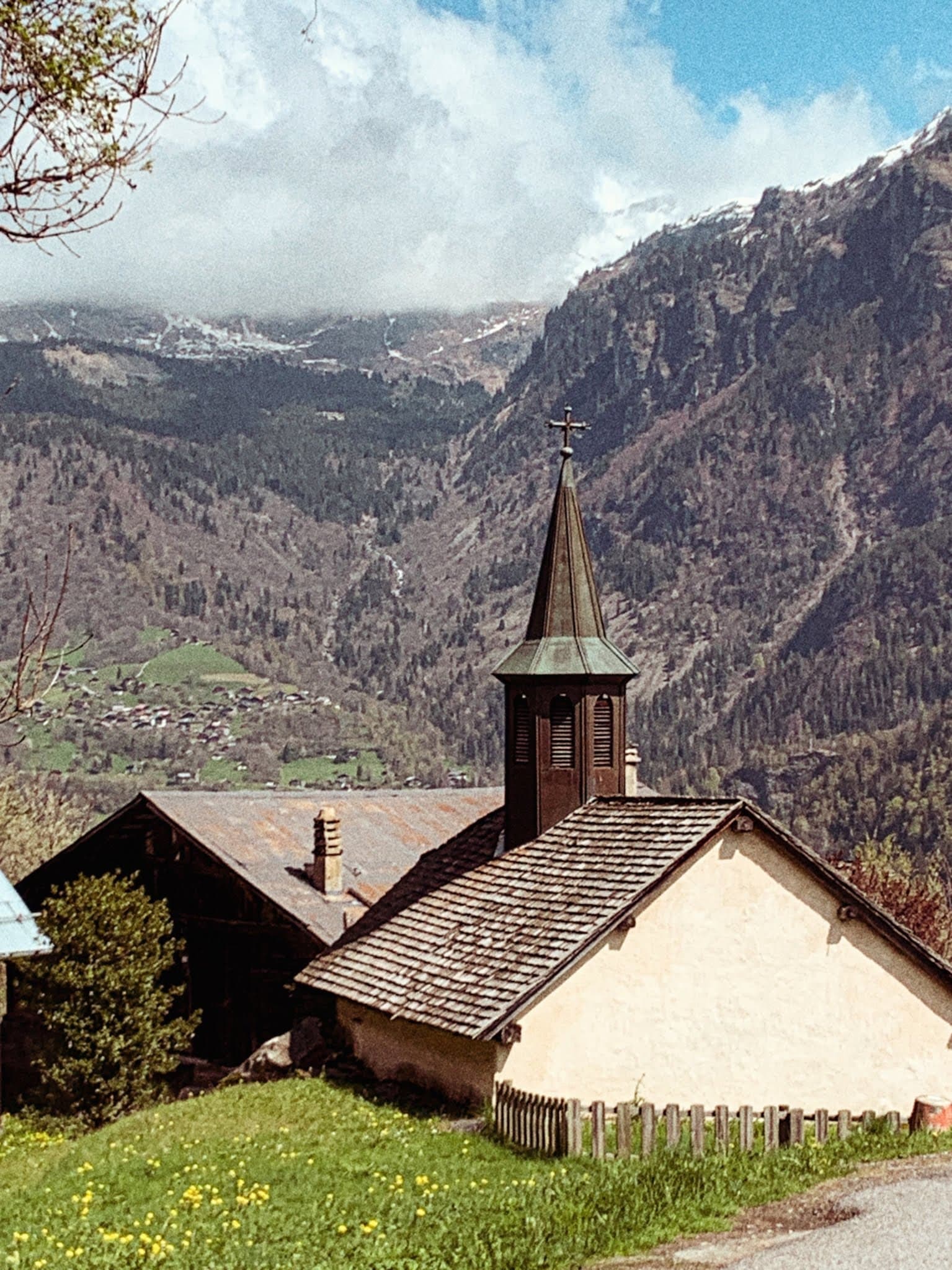 The village of Les Houches, like a postcard.