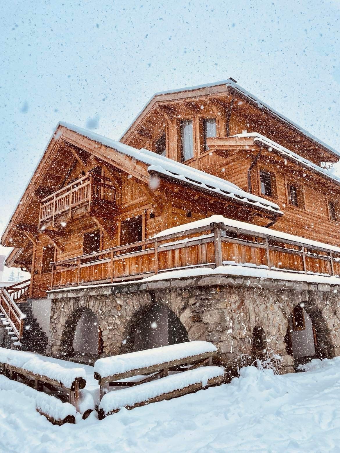 Chalet Christiania under the snow.