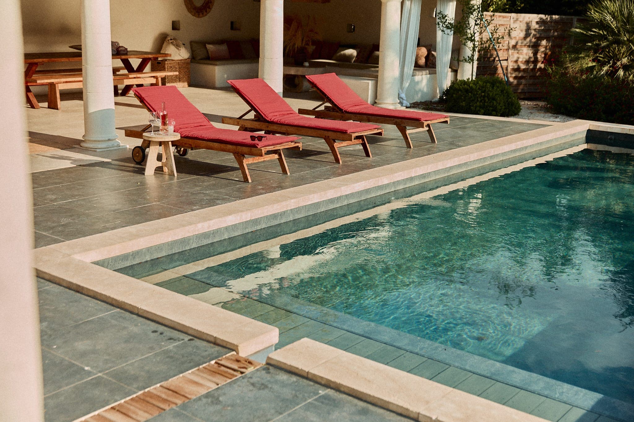 In the spacious garden, a pool to cool off in.