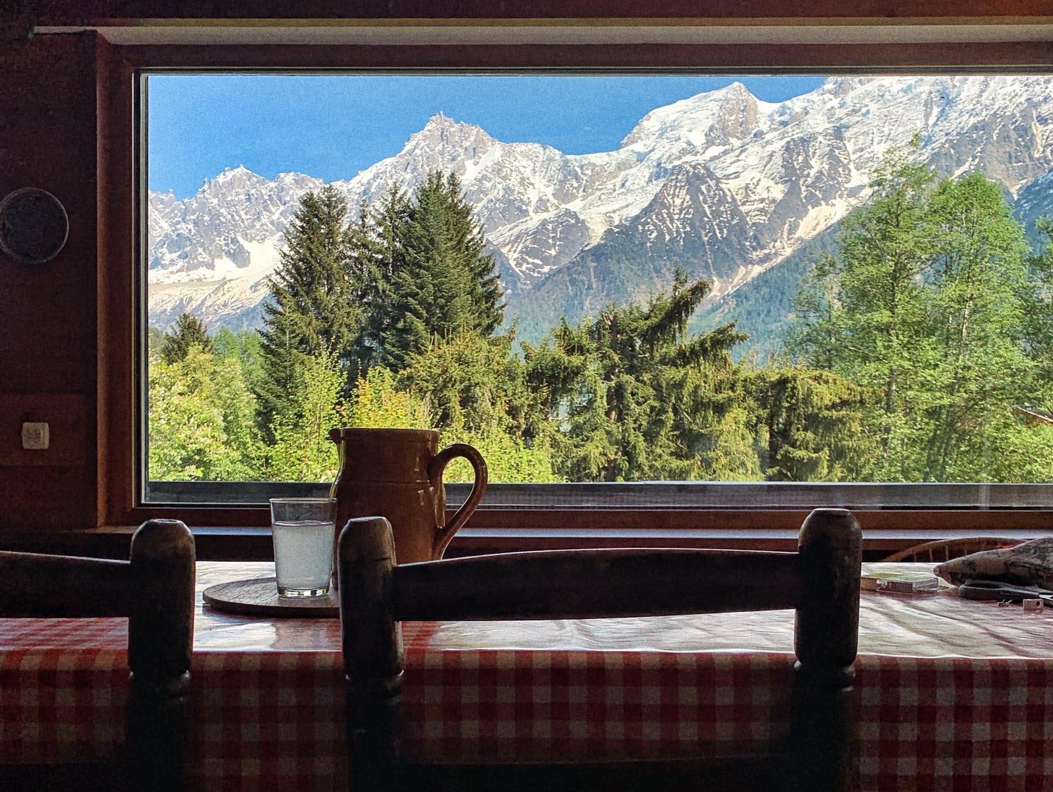 Meals with a view.