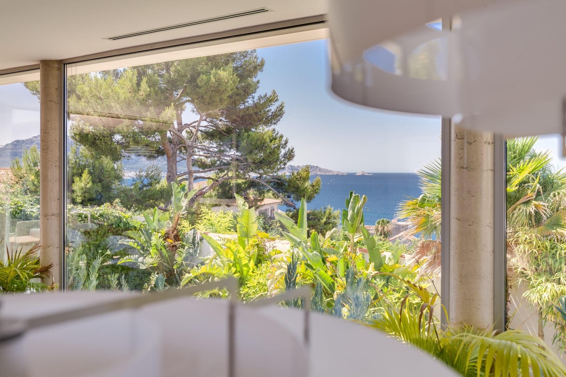 From Villa Sunset, enjoy a panoramic view of the sea and sky.